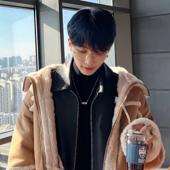 Yoon Jeonghan thumbnail