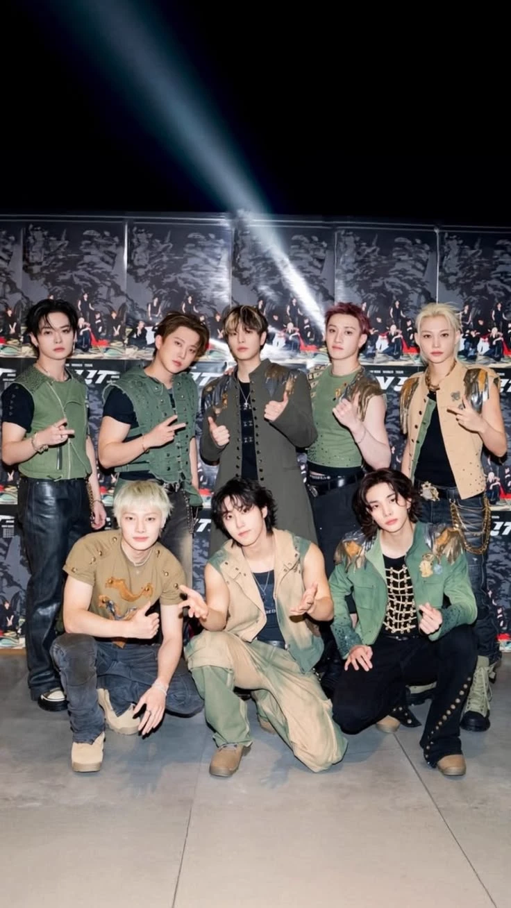 Stray Kids thumbnail