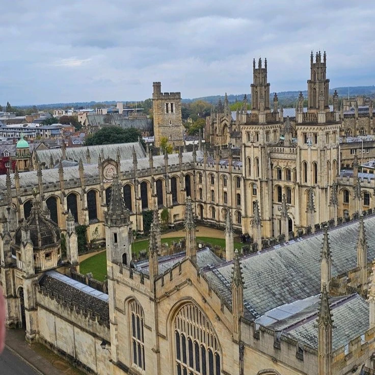 Oxford University 🏛️🎓 thumbnail