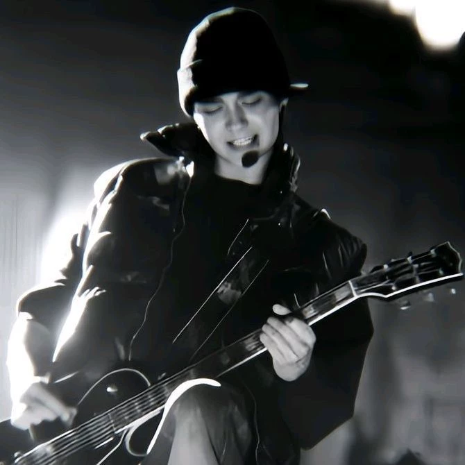 Tom kaulitz mobsters thumbnail