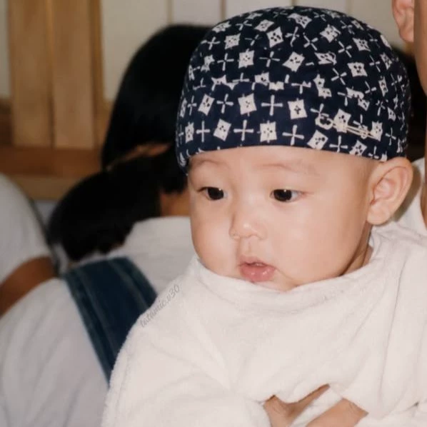 Kim Taehyung thumbnail