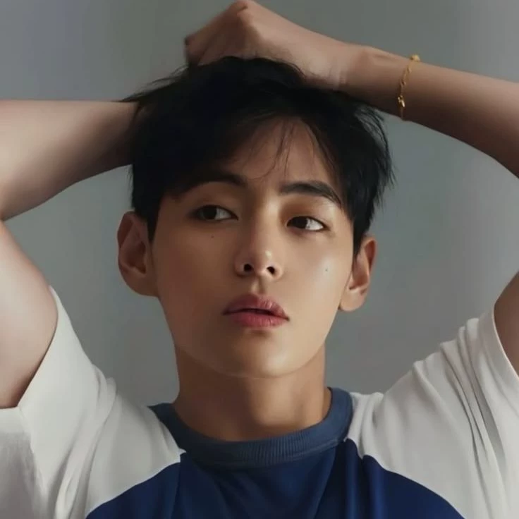 Kim Taehyung thumbnail