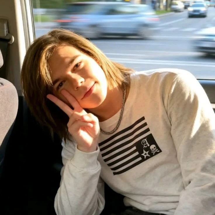 🚬Z._.🚬
