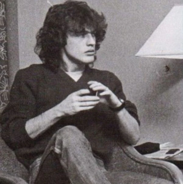 ×Angus Young× thumbnail