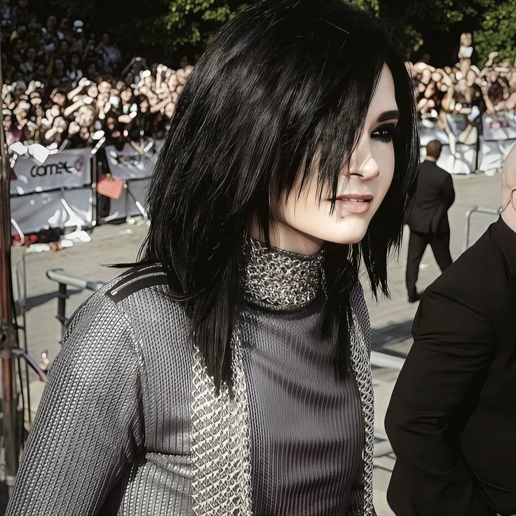 Bill Kaulitz thumbnail