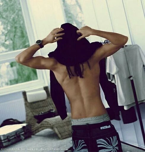 TOM KAULITZ  thumbnail