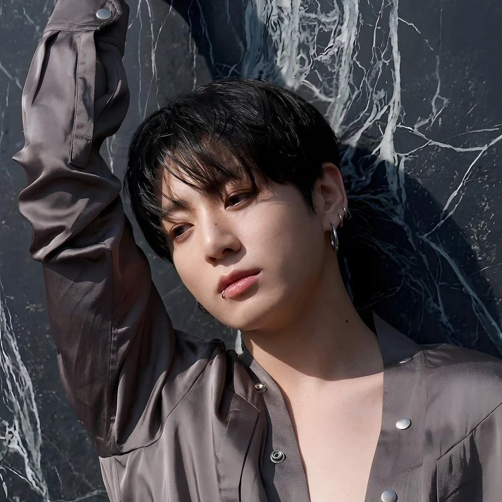 Jeon Jungkook - idol thumbnail