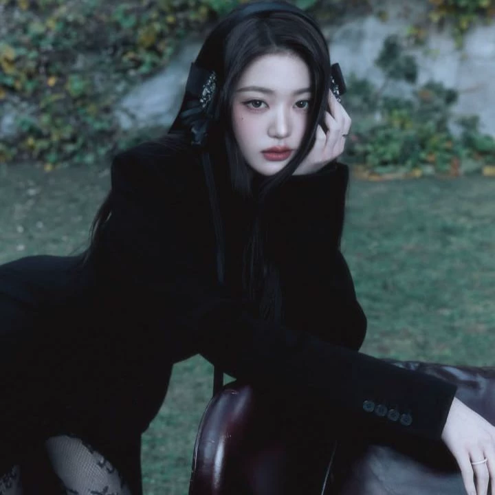 Jang Wonyoung thumbnail