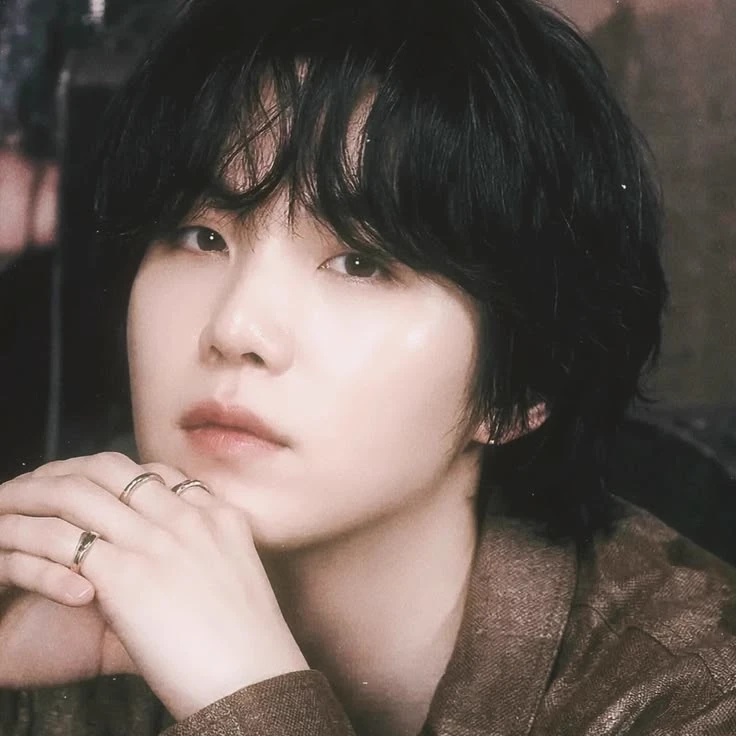 Min Yoongi thumbnail