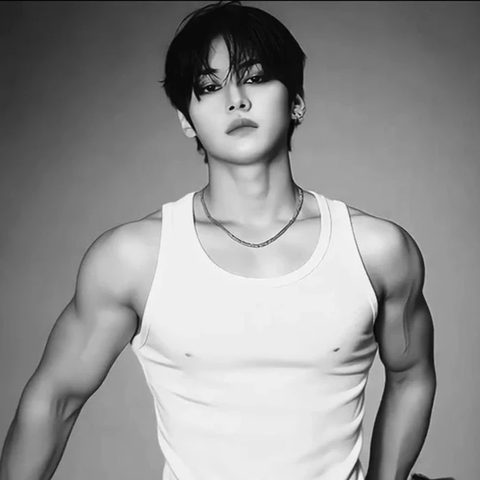 Lee Know thumbnail