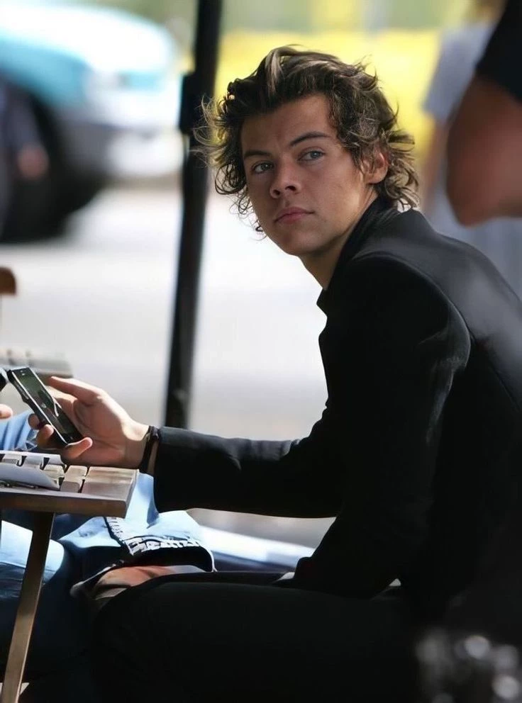 Harry Styles - escaping thumbnail