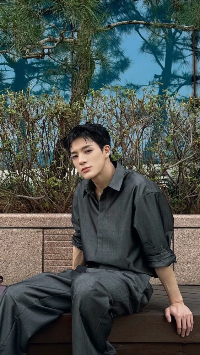 Jeno Lee thumbnail