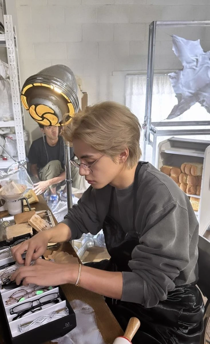 Taehyung thumbnail