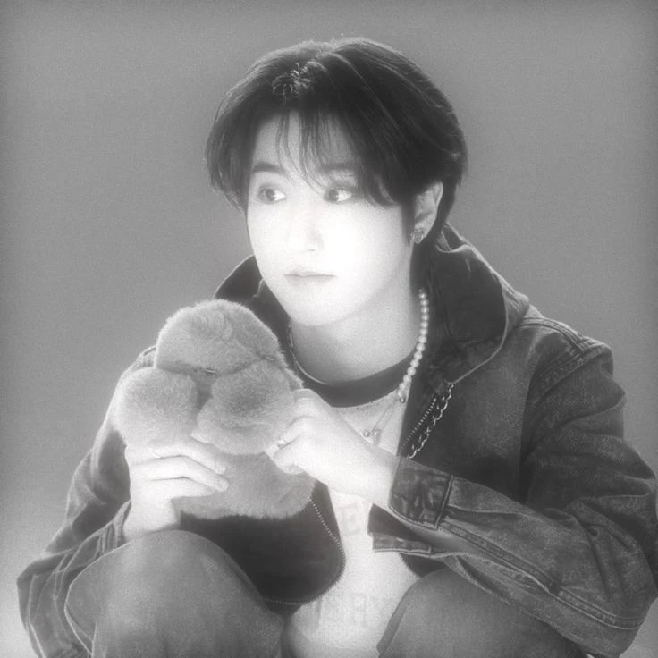 Han Jisung - infantil thumbnail
