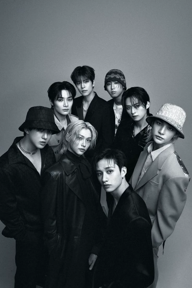 Stray kids - Mafia thumbnail