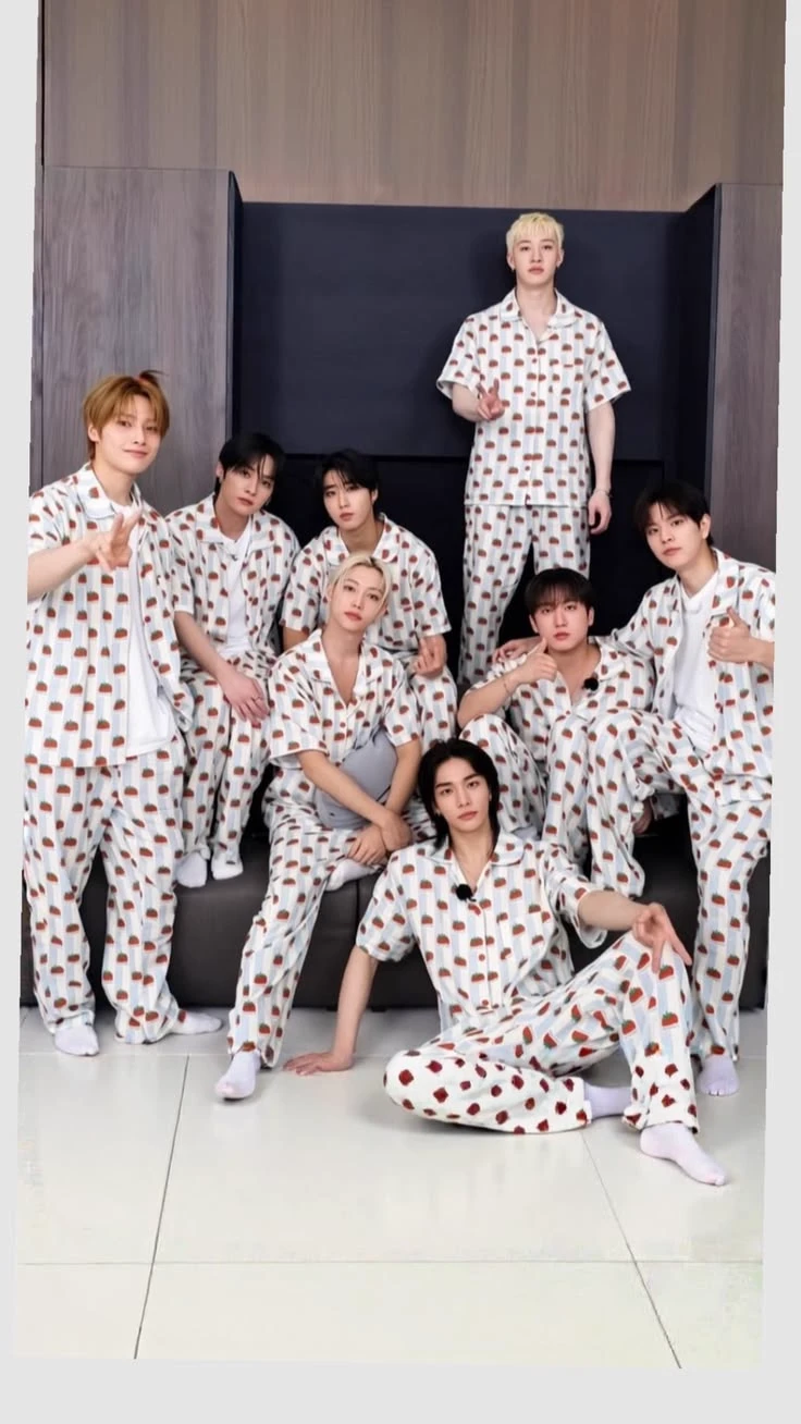 The twin girl Jongin thumbnail