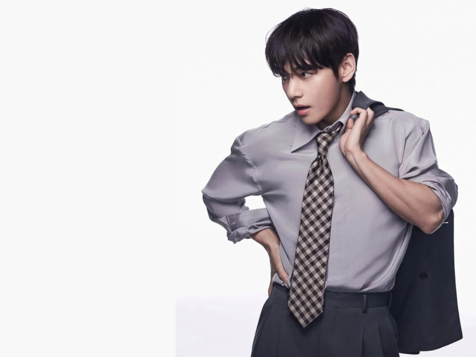 Kim Taehyung (Husband) thumbnail