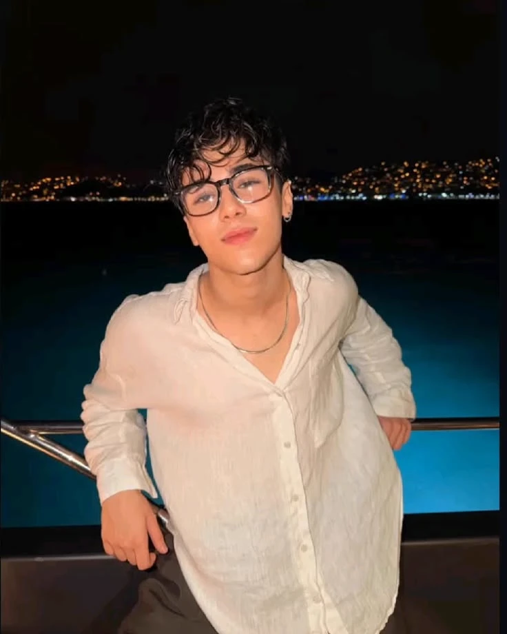 efe şan thumbnail
