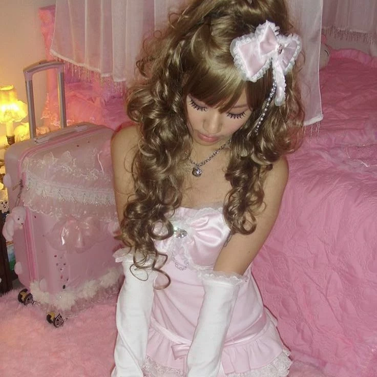 popular gyaru girl x outcast nerd user thumbnail