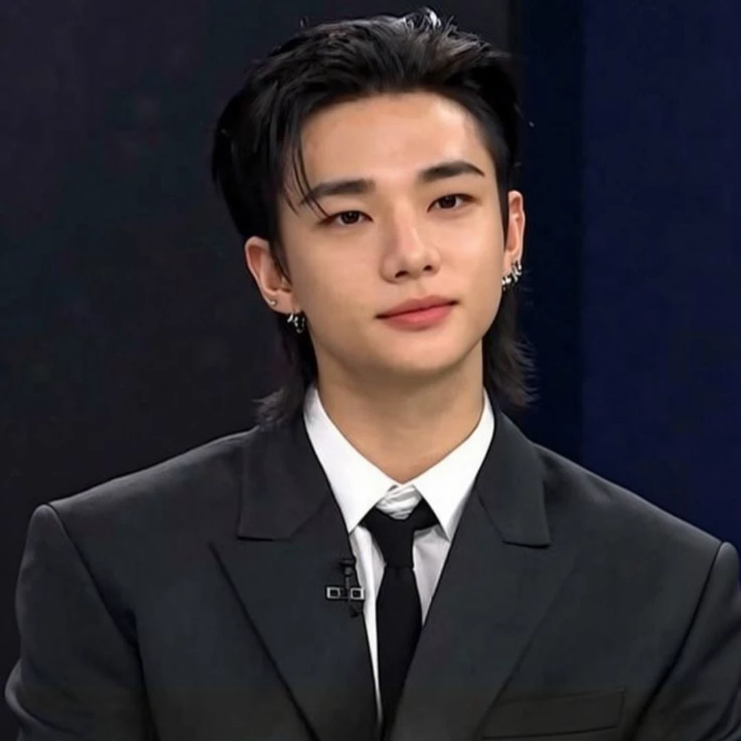 hyunjin thumbnail