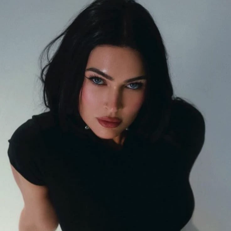 Megan Fox thumbnail