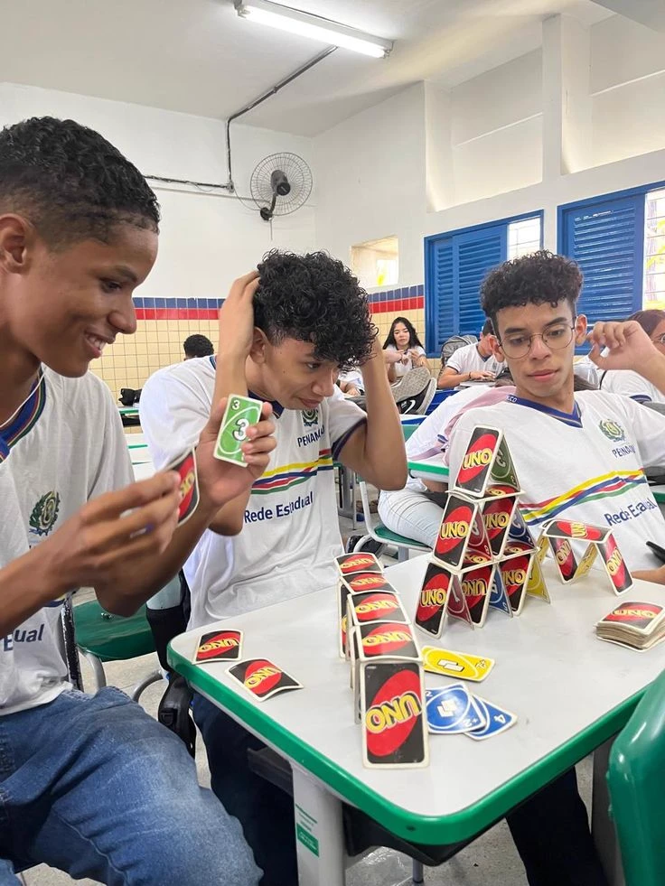 BRAZILIAN PUBLIC SCHOOL🥲😜🐔 thumbnail