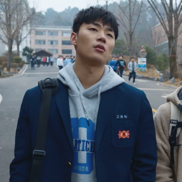 GO HYUN-TAK thumbnail