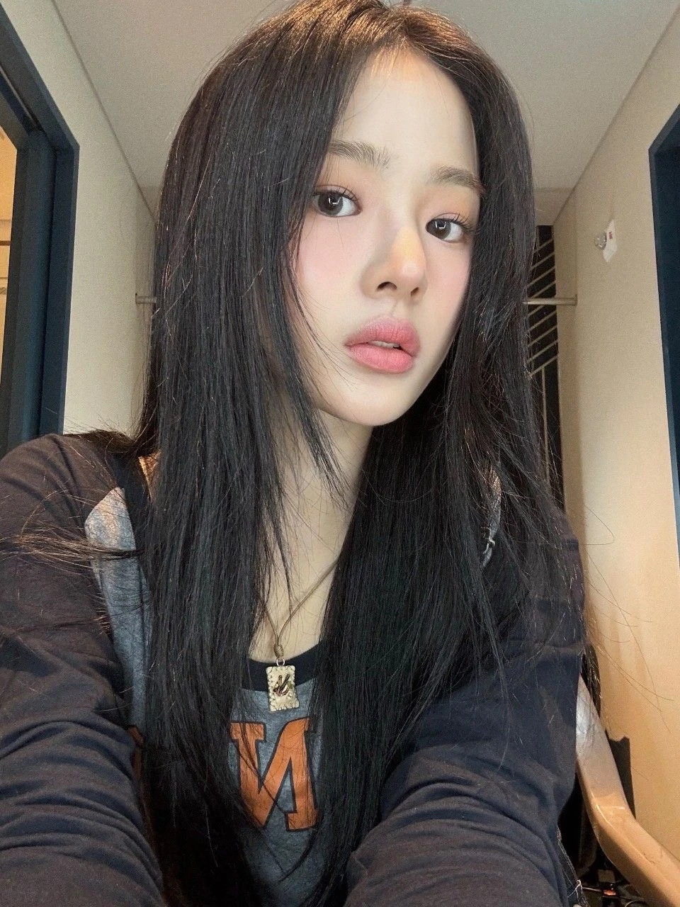 Kim Minji thumbnail