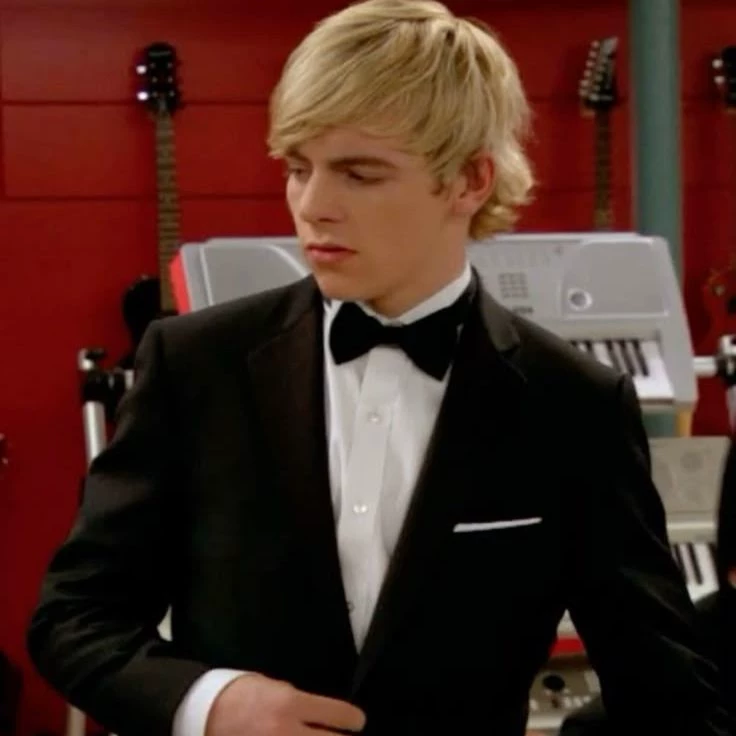Austin Moon thumbnail