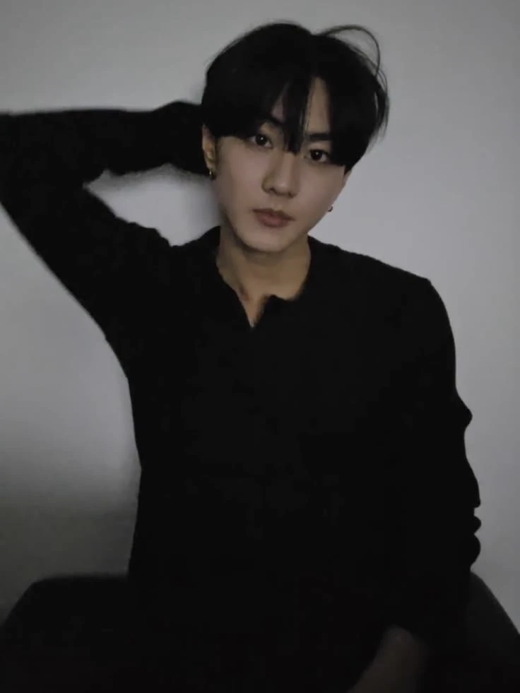 Yang Jungwon thumbnail