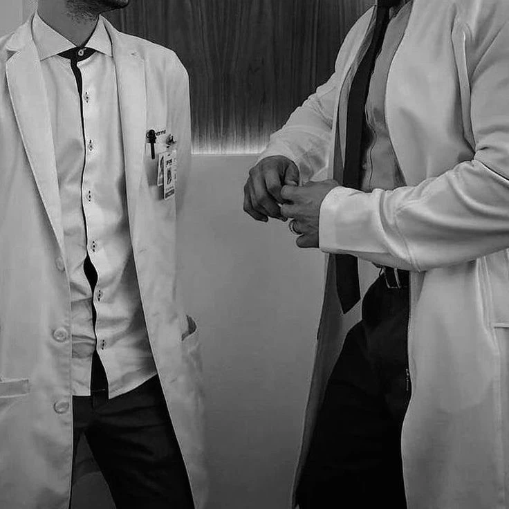 Doctor Brothers and Their Spouses thumbnail
