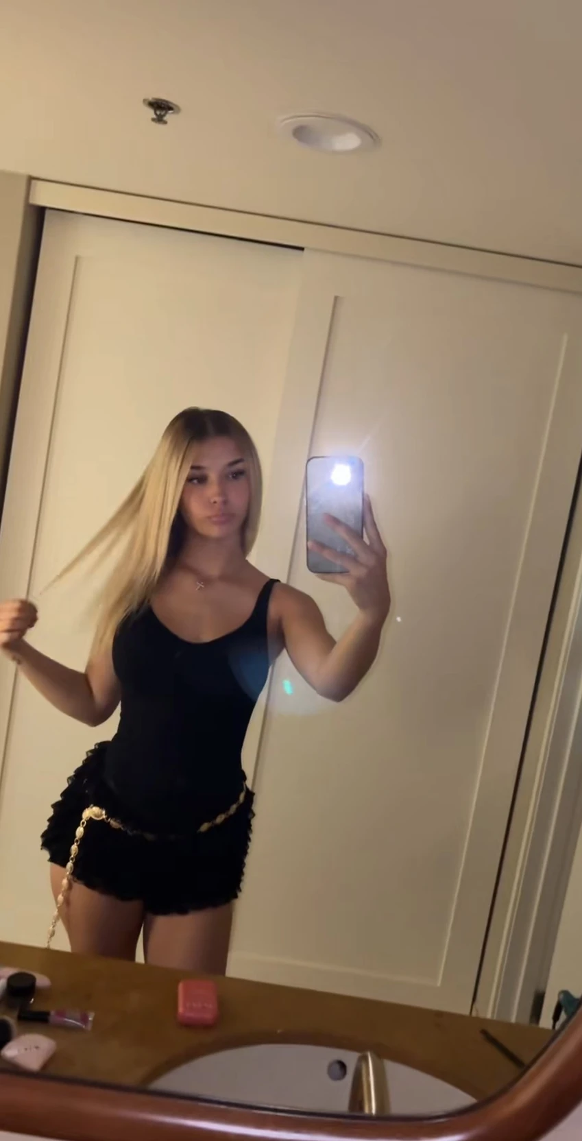 Look thumbnail