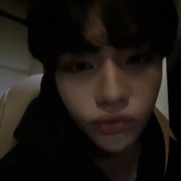 Hyunjin thumbnail