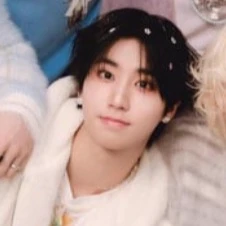 Han Jisung BL thumbnail