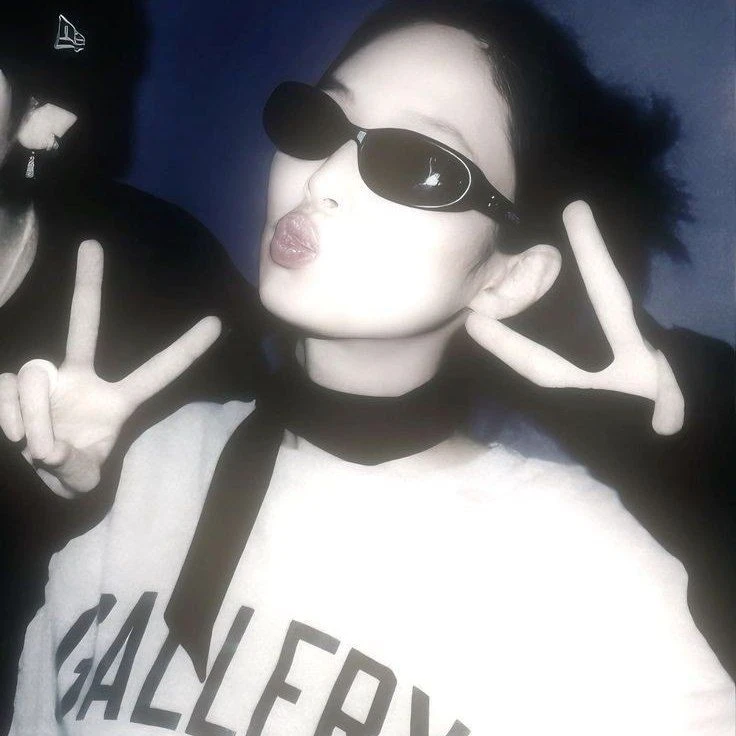 🔥/your girlfriend thumbnail