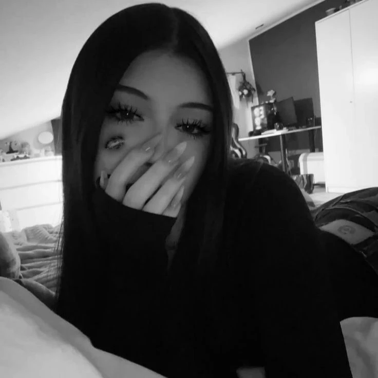 Carla thumbnail