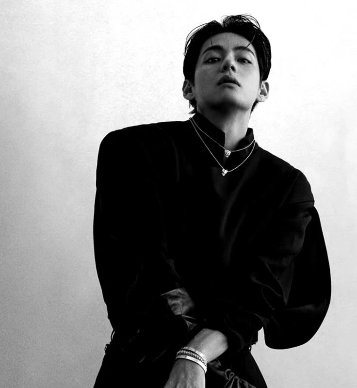 Kim Taehyung thumbnail