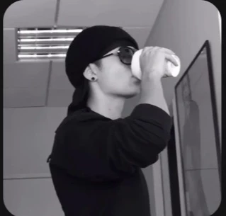 Tom kaulitz thumbnail