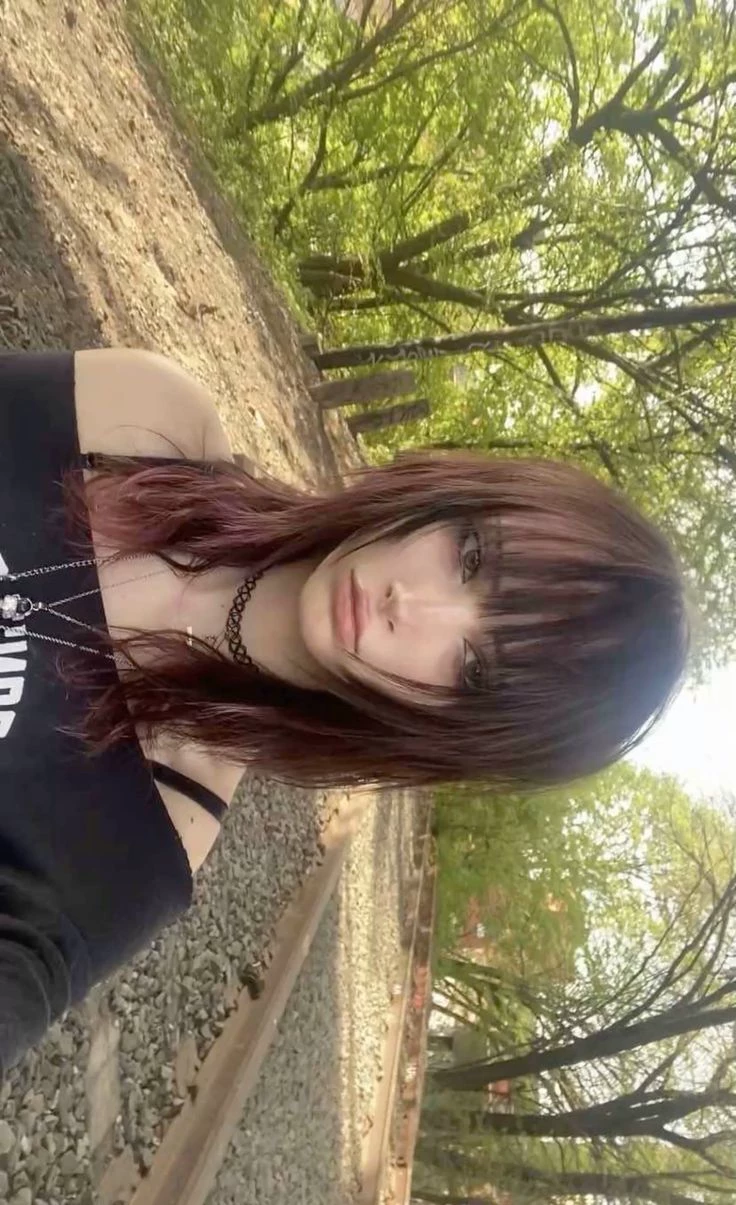 Helen thumbnail