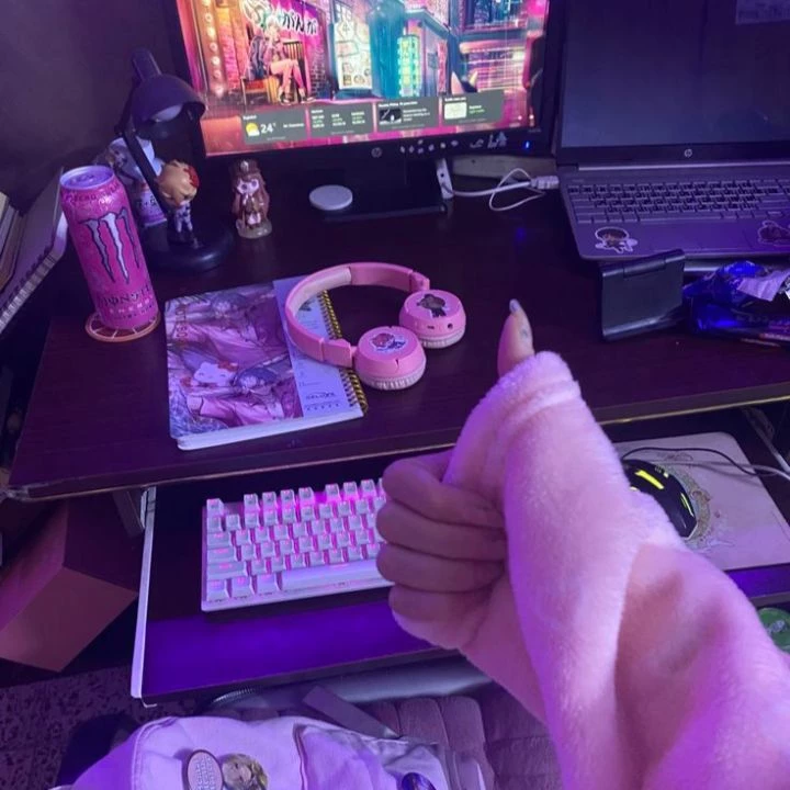 Mimi // Streamer thumbnail