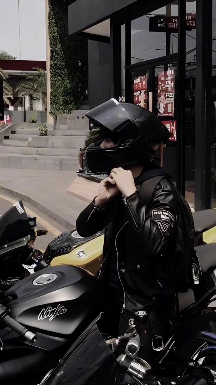 SAGARA - motorcycle gang leader thumbnail