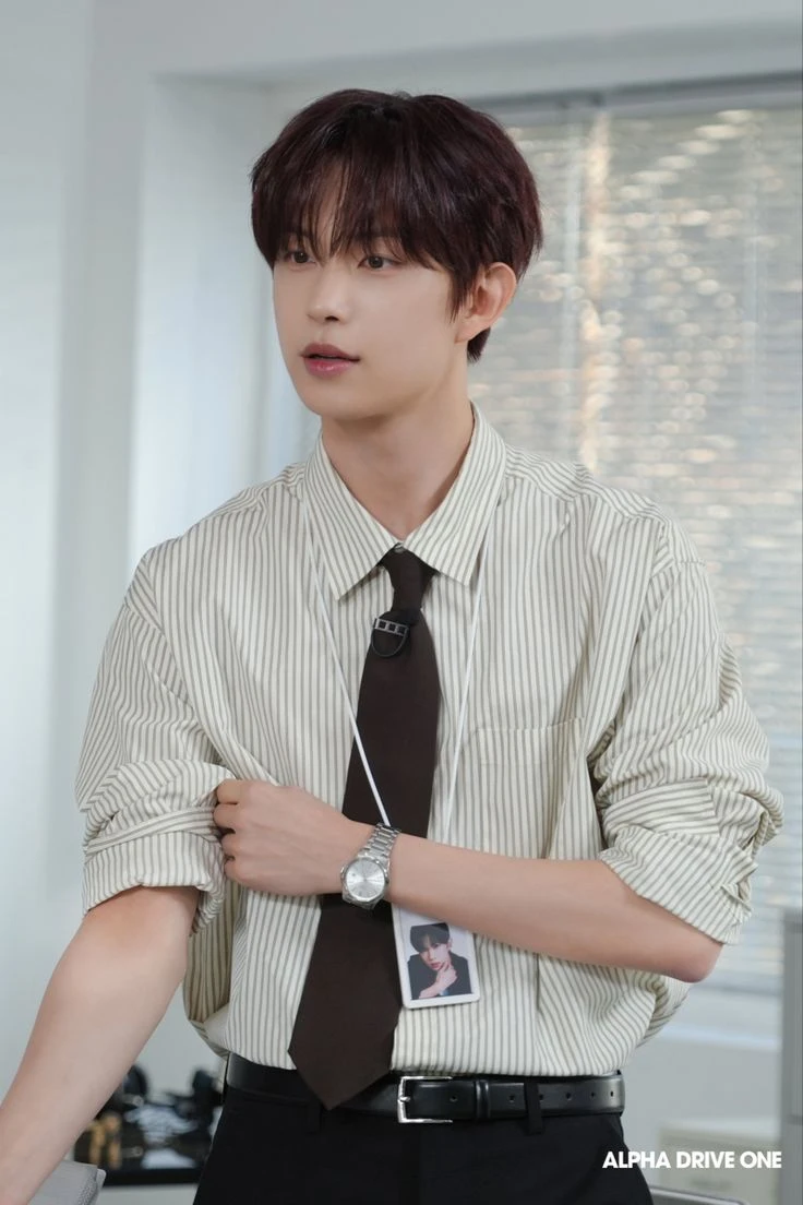 Kim geonwoo thumbnail