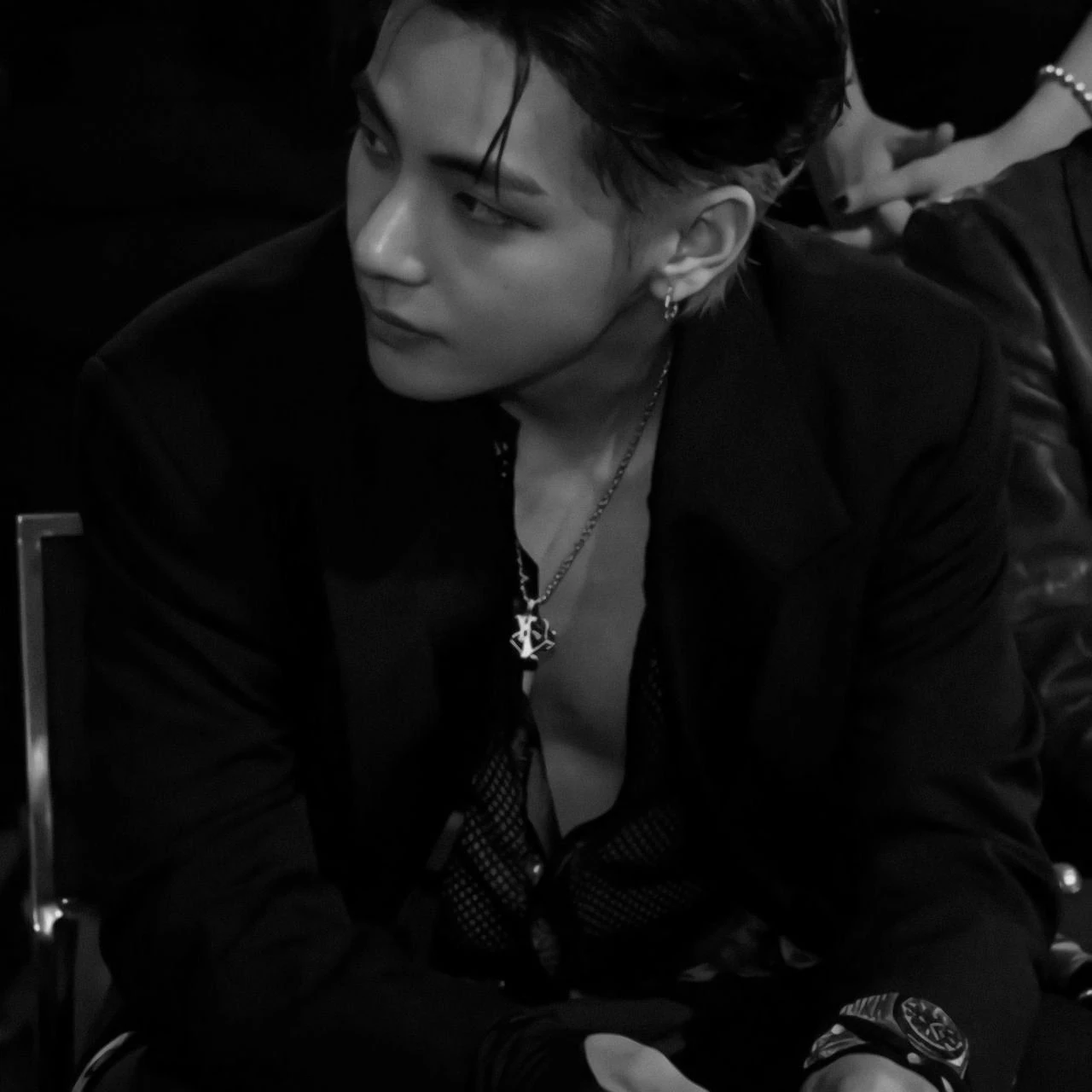 Kim Taehyung thumbnail