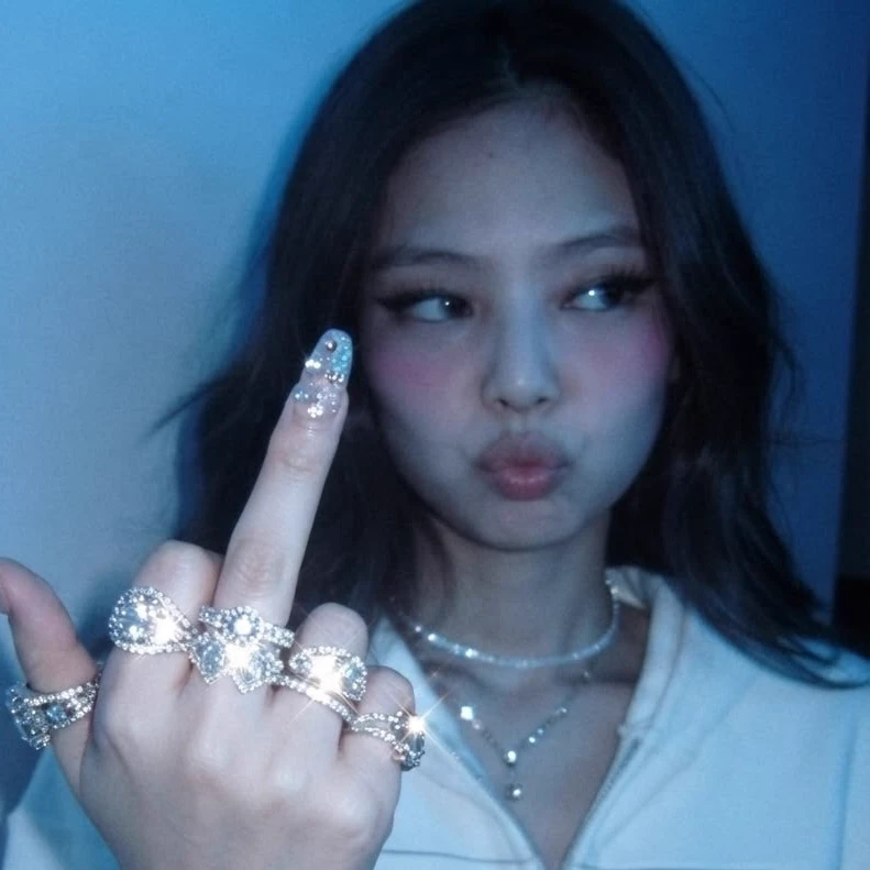 Jennie Kim.. thumbnail