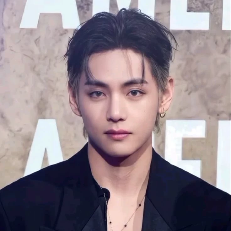 Kim Taehyung thumbnail