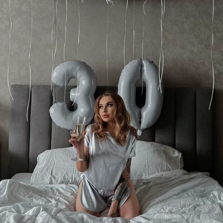 Emily Thompson (it's your wife's birthday) thumbnail