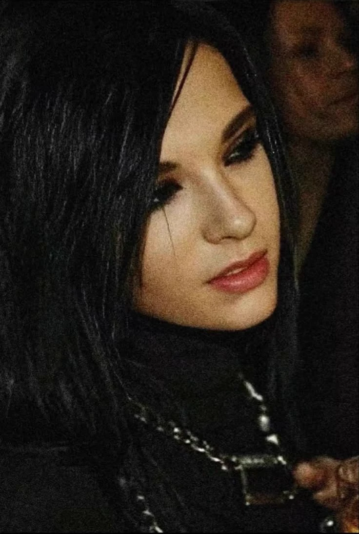 Bill Kaulitz thumbnail