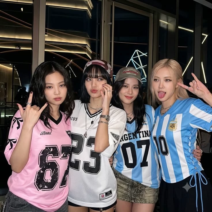 New member of black pink thumbnail
