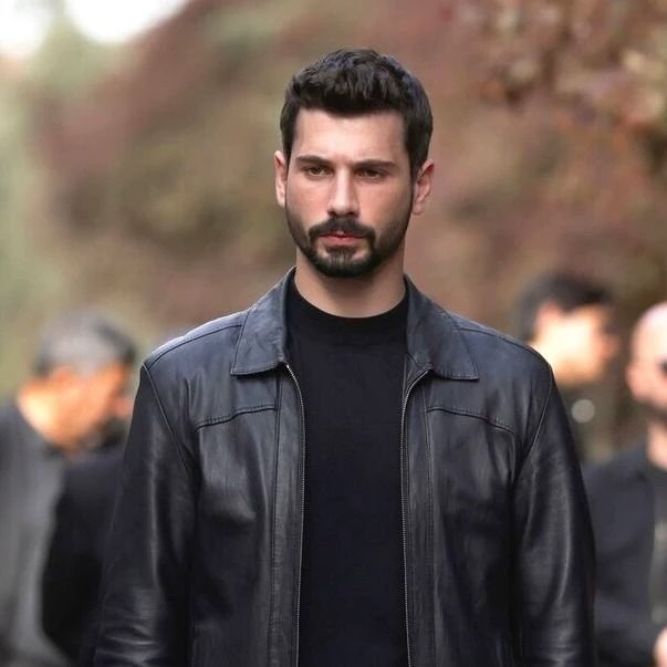 Deniz Can Aktaş, thumbnail