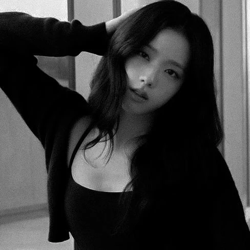 Kim Jisoo☆ thumbnail